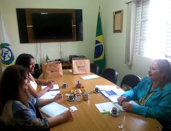 CCIBRA recebe visita da Empresa Brasileira de Correios e Telégrafos (ECT)